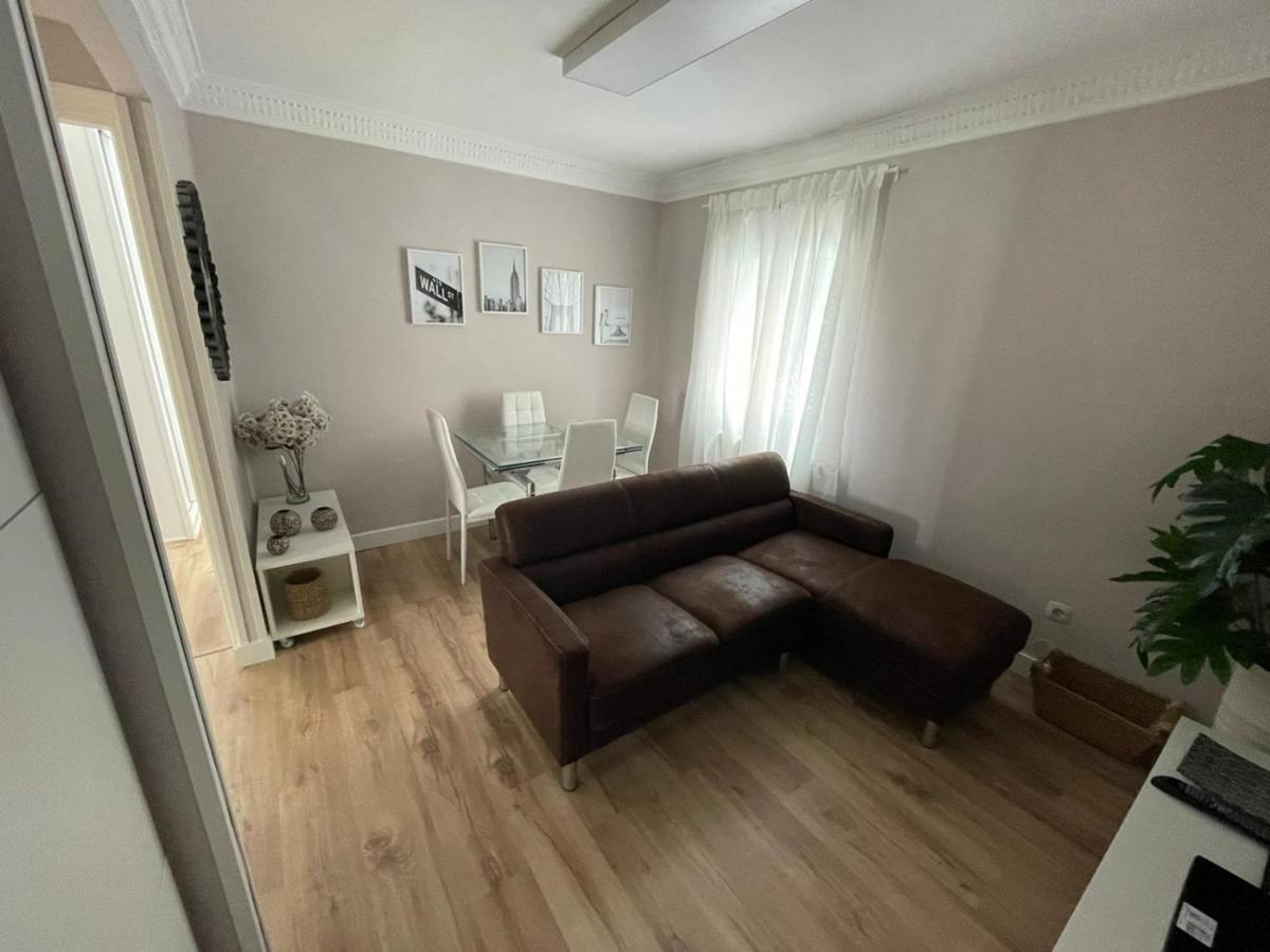 Apartamento Bajo En El Centro De *